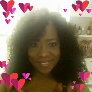 Meet your Posher, Sonia